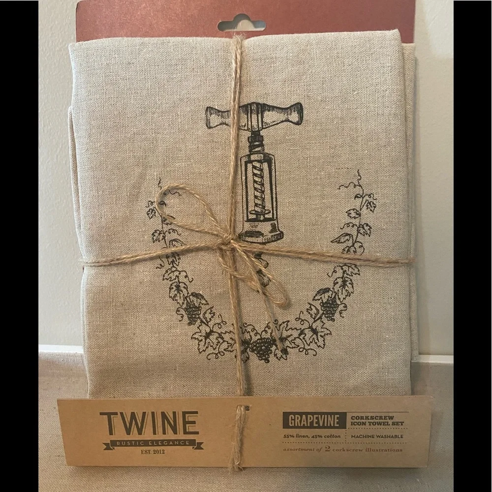 Twine by True Fabrications Grapevine Corkscrew Icon dish towel set of 2 - Picture 1 of 5